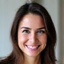 Retrato sonriente de María López, Directora Creativa